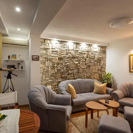 Tsarevets Panoramic Apartments Велико Търново Екстериор снимка