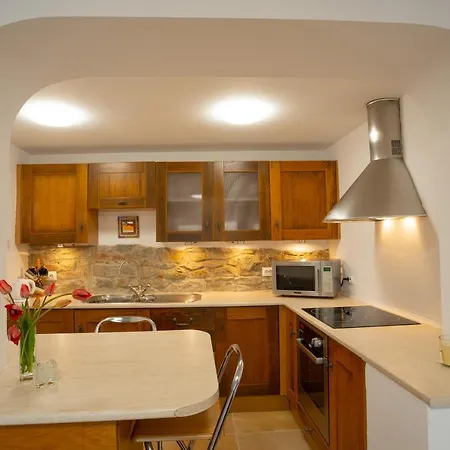 Tsarevets Panoramic Apartments Велико Търново Екстериор снимка
